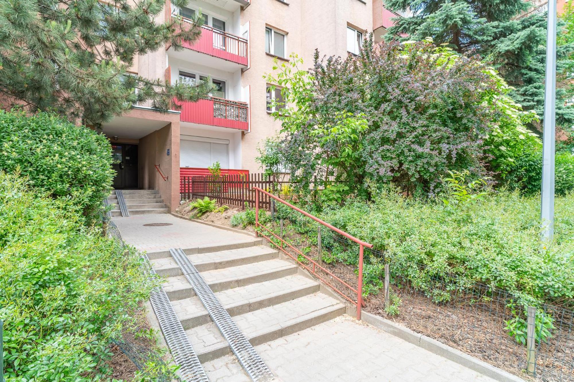 Krakow Czyzyny - Terrace By Rentujemy Apartment Exterior foto